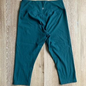 dark turquoise crop leggings